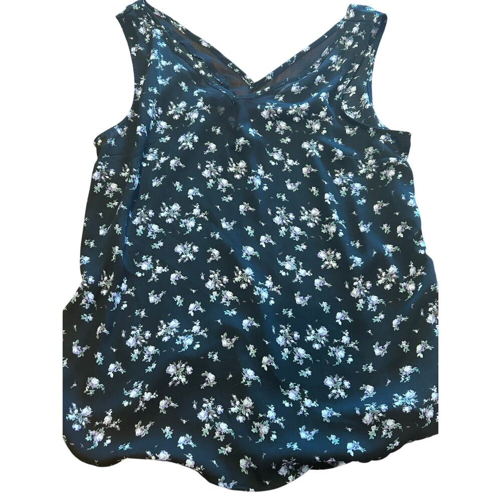 Madison Grey Floral Tank Top Blouse Size M Black Purple V-Neck Sleeveless